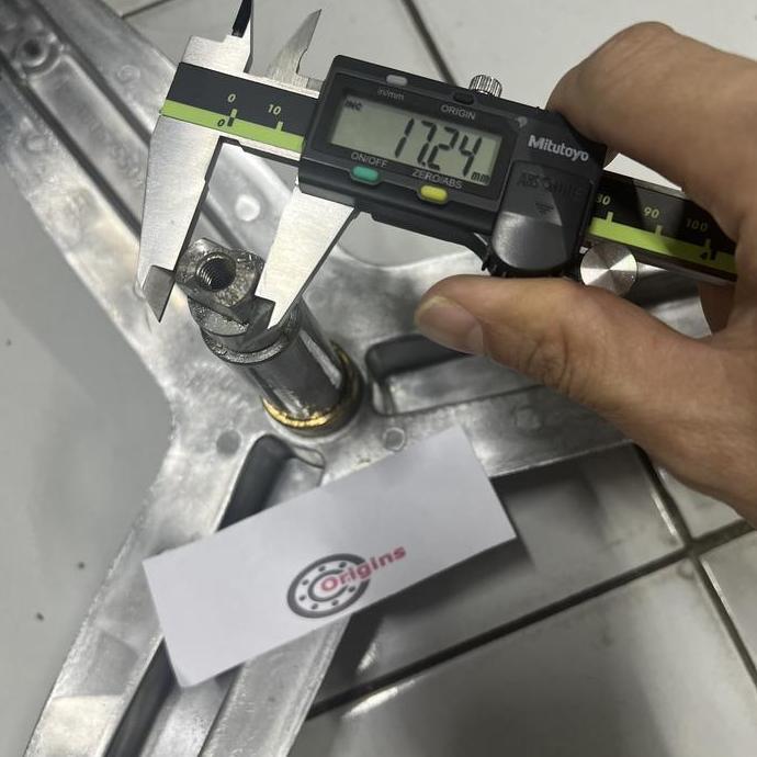 Segitiga mesin cuci Electrolux EWF85747 EWF10843 EWF85743