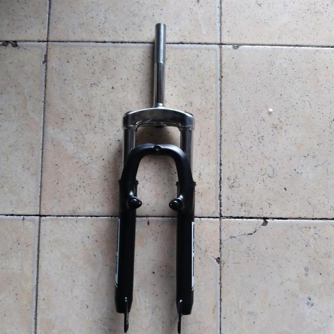 Fork Shockbreaker Depan Sepeda 26 Mtb Evo T100 Mm Standar 22.2 Ulir