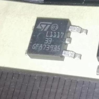 L1117 LM1117 L1117-33 LM1117DT-3.3 3.3 3,3VOLT IC REGULATOR SMD TO-252 SE27