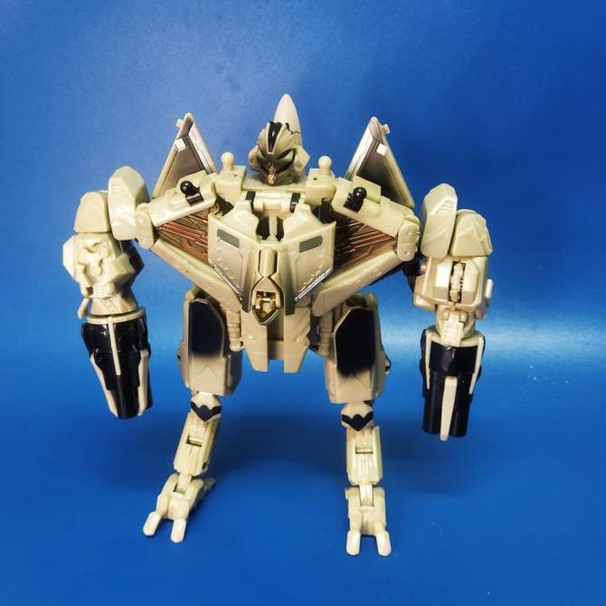 TRANSFORMERS VOYAGER CLASS STARSCREAM HASBRO MIXX27