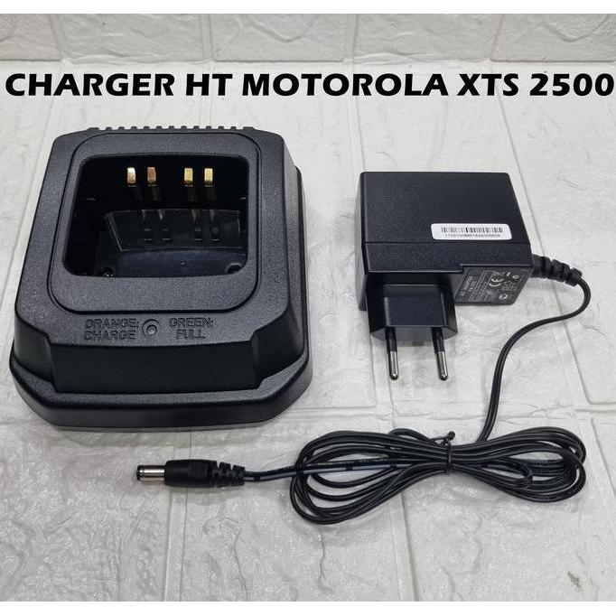 CHARGER HT MOTOROLA XTS2500 CHARGER HT MOTOROLA XTS 2500 XTS2500 Walkie Talkie