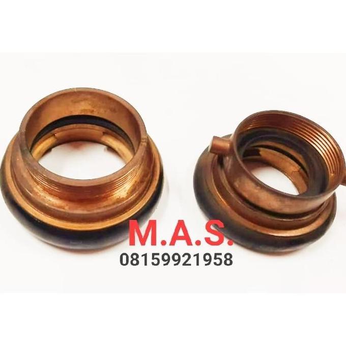 Adaptor MACHINO Perempuan Drat Dalam Luar 2,5 in Coupling Pemadam 21/2