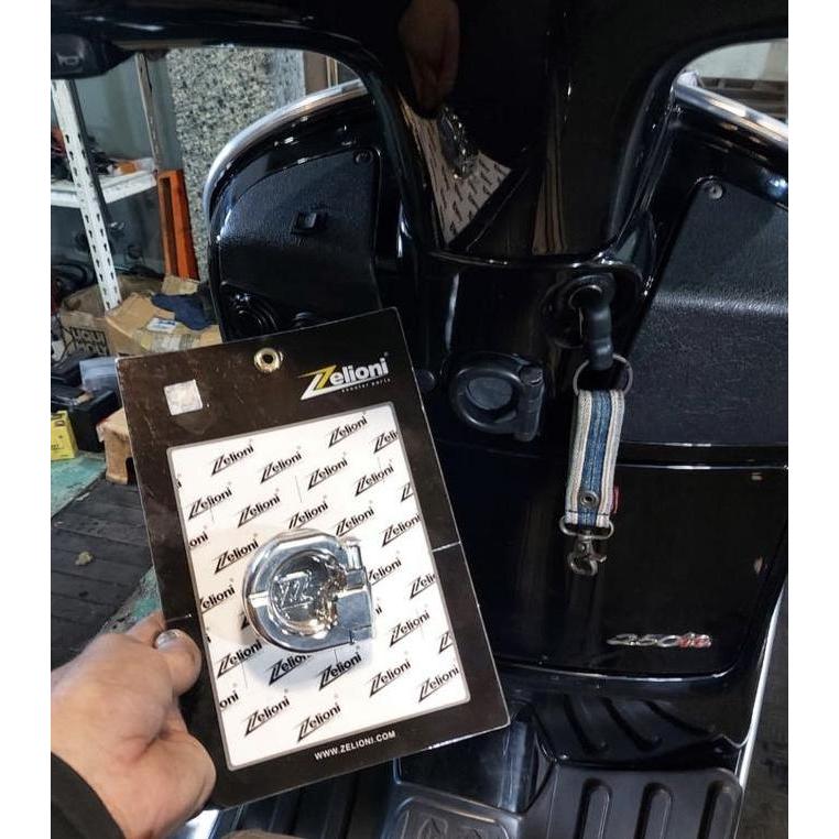 Helmet hook Zelioni for Vespa S / GTS