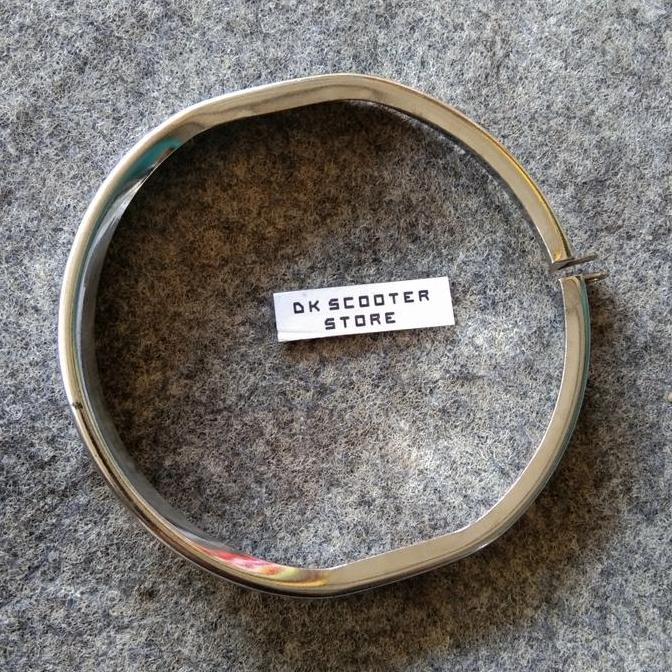 HIGH QUALITY VESPA RING SUPER 72 73 SIEM
