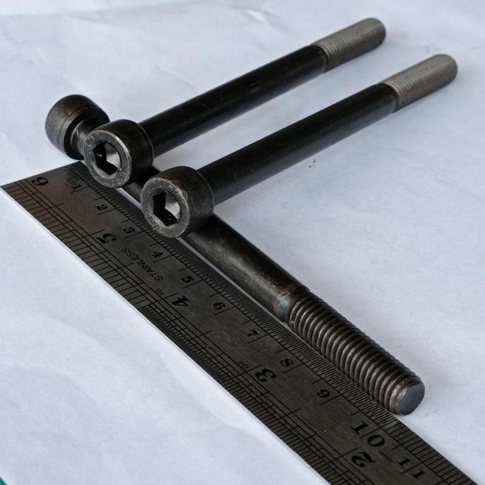 BAUT L M8X100 BAJA / BAUT L BAJA M8 X 100 HALF DRAT KUNCI L 6 HITAM