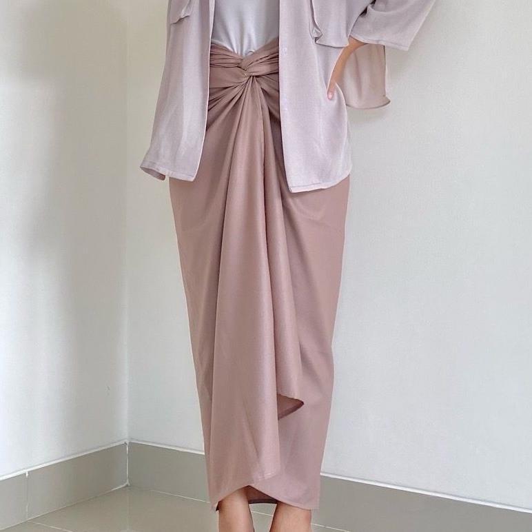 New Rok Lilit Satin // Satin Wrap Skirt // Bawahan Kebaya // Rok Polos // Rok Satin