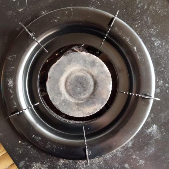 Dudukan Tatakan Tungku Kompor Dns