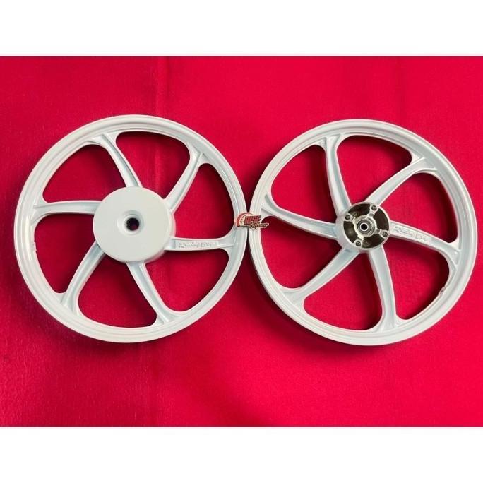 VELG RACING BOY RCB VARIO 125 150 17x140 SP 688 PUTIH