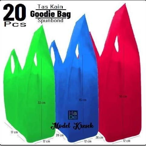 1 Kodi isi 20 pcs Tas / Kantong Kain Spunbond Goodie Bag Model Kresek