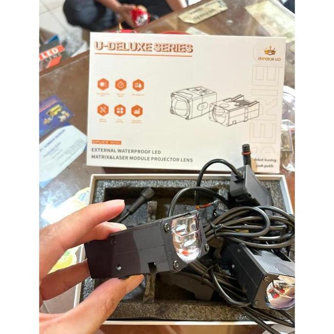 Promo EMPEROR U DELUXE SERIES mini projie 1 mata slim premium 40W 80W mini laser grill projector len