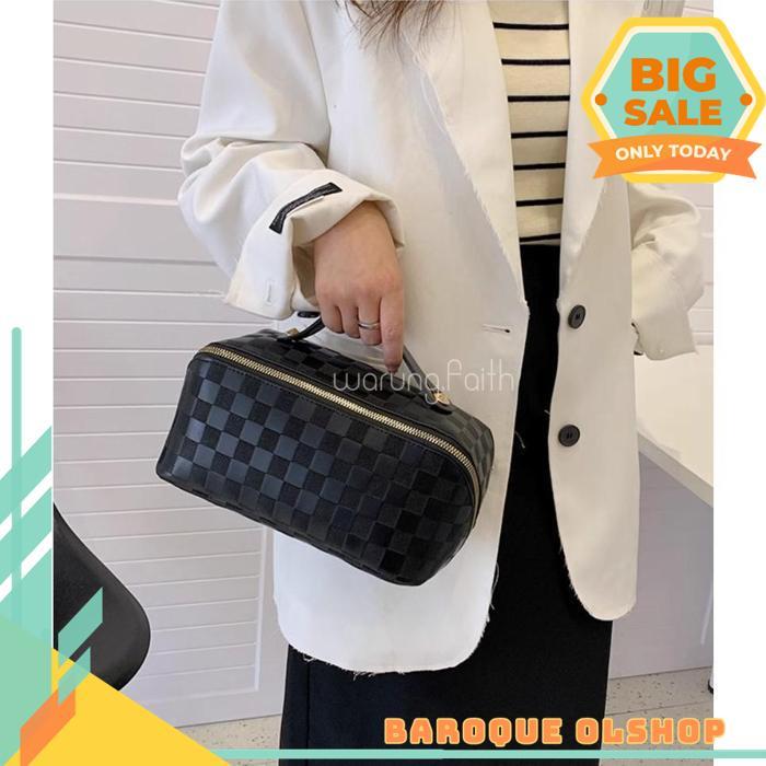 CHESS KOTAK TAS KOSMETIK PORTABLE WATERPROOF KOTAK PENYIMPANAN SKINCARE KOSMETIK MAKEUP BAG TRAVEL /