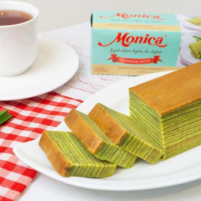 Monica Lapis Legit Pandan 410 gr HS