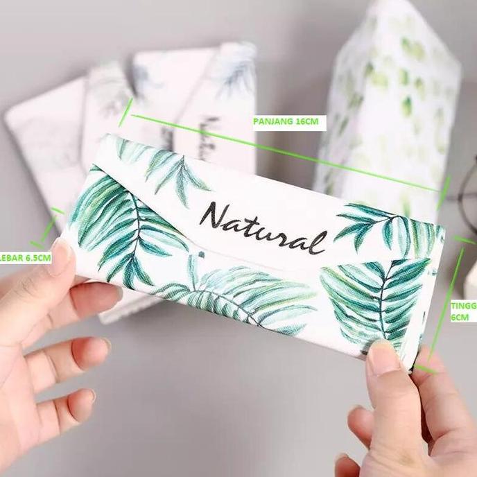 Kvinna- Tempat Kacamata Model Prisma / Hardcase Kacamata