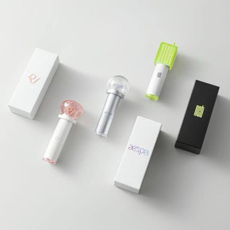 Ready Stock Amore Pacific Fansignal Lip Balm NCT AESPA Red Velvet