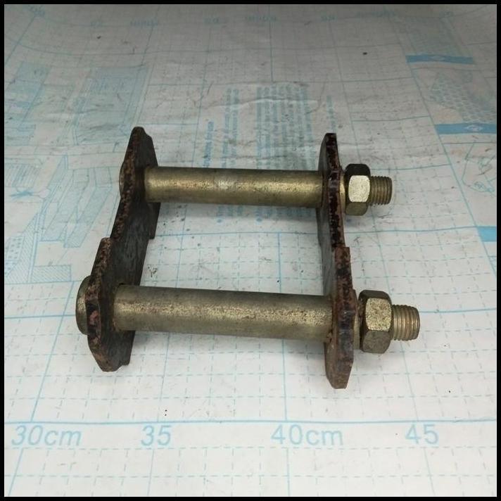 TERLARIS SPRING SHACKLE TOYOTA JEEP 2F 04481-60020 