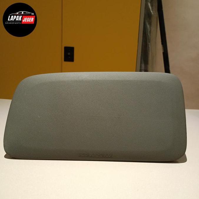 cover airbag passenger meja kiri Innova G 2010 2011 2012 2014