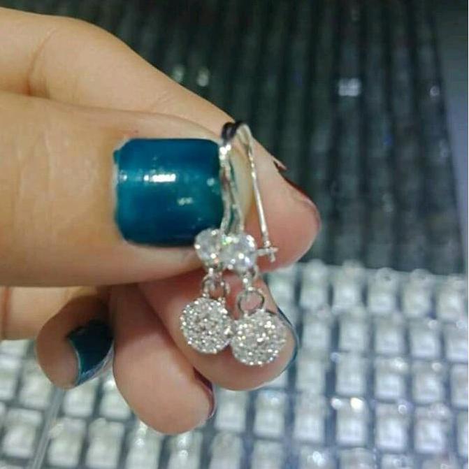 Anting rumbai kait gantung bulat mata full lapisan mas putih