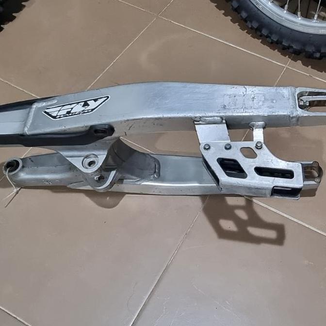 swing arm Honda CRF 250 R tahun 2009