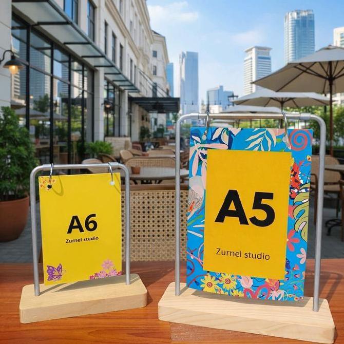 Tempat Menu Holder Menu / Gantungan menu cafe / stand menu kayu besi ready