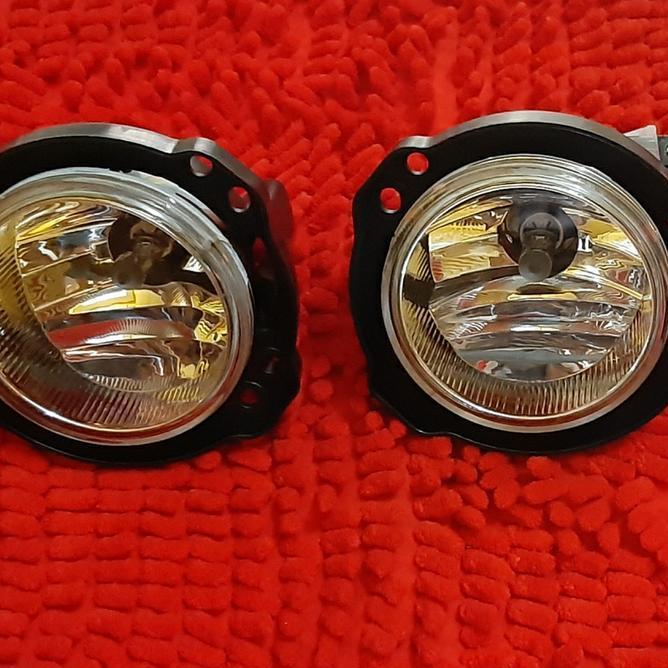 Foglamp Toyota Grand Avanza Lengkap Bohlamnya