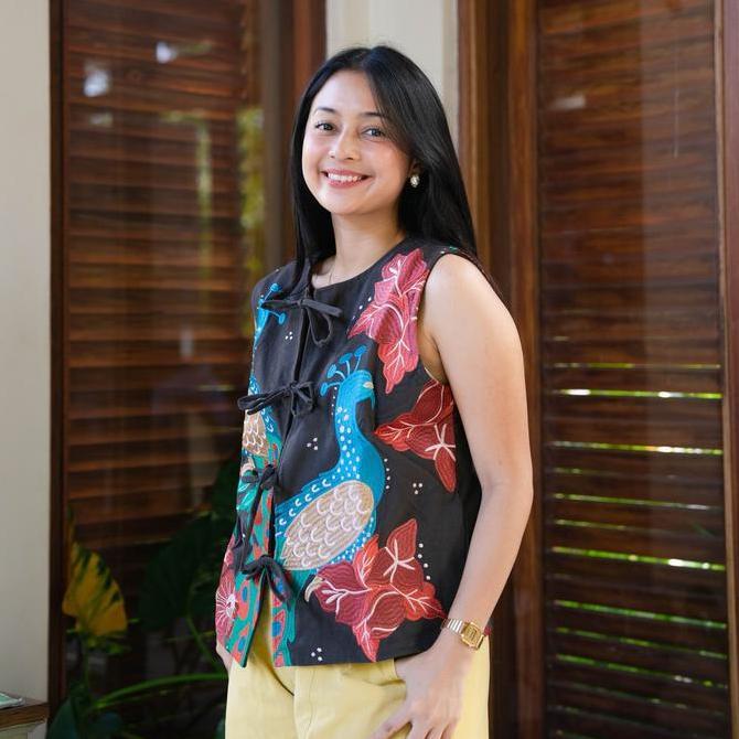 Nonaetal Lynx Peafowl Nonaetal Lynx Peafowl Embroidery Vest