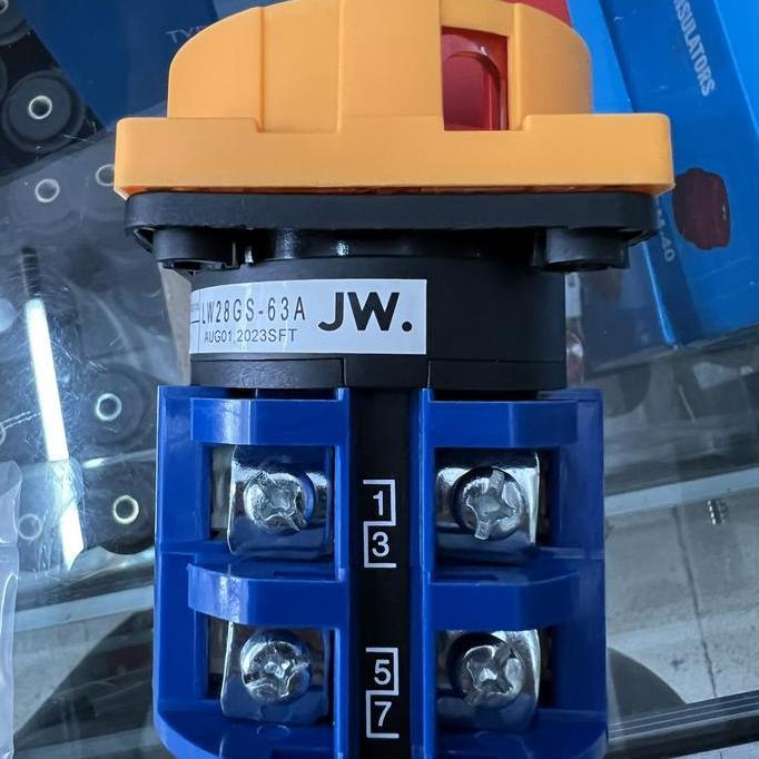 Cam Switch Selector 4P 63A 63 A ON-OFF Saklar Change Over Switch