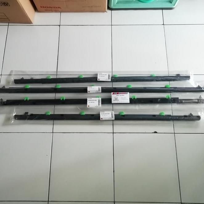 Karet Pelipit Kaca Gen 4 Kaca Luar Honda Crv Rm