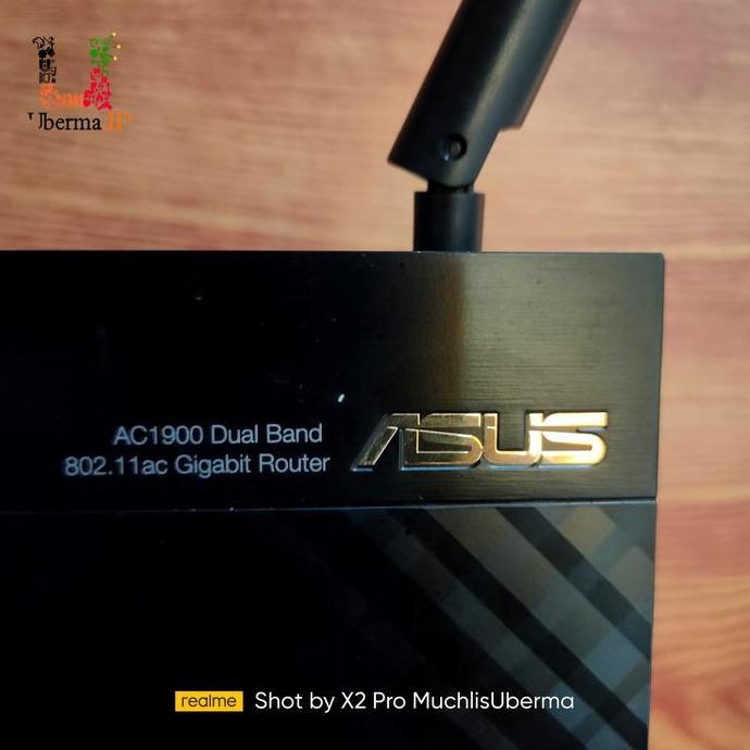 Ready  ASUS RT-AC68U AC1900 Dual Band Gigabit WiFi Router, AiMesh