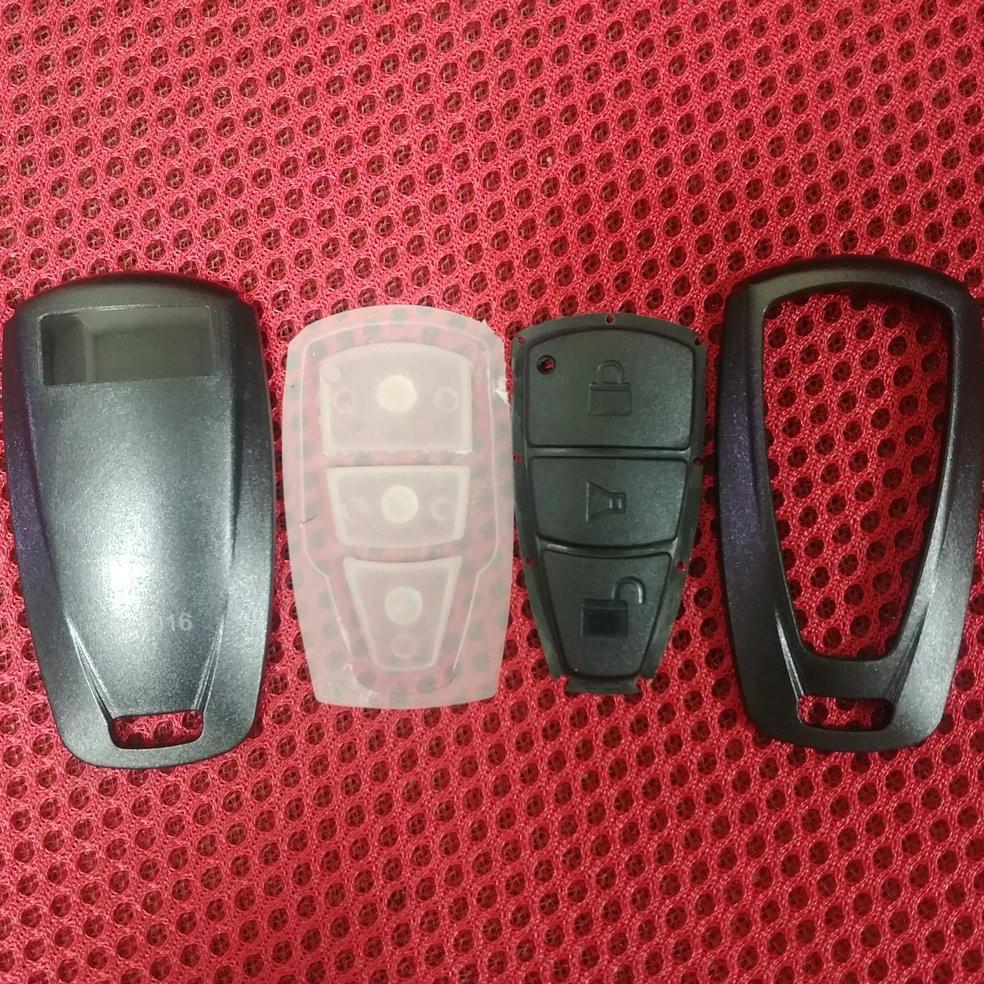 cover casing keras kunci remote mobil toyota agya / daihatsu ayla model ori hitam carbon