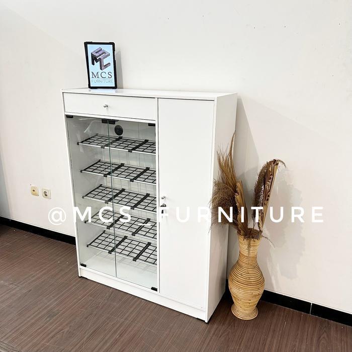 Rak Lemari Sepatu Kaca + Rak Helm Mebel Semarang MCS furniture