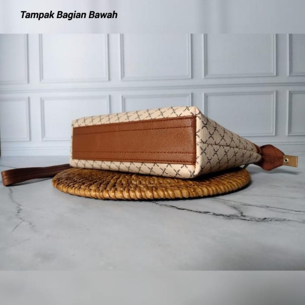 Promo Khanza1 Clutch - Dompet Pouch Wanita 2 Rest 2 Ruang Muat Hp Dan Peralatan Kosmetik / Dompet Wa