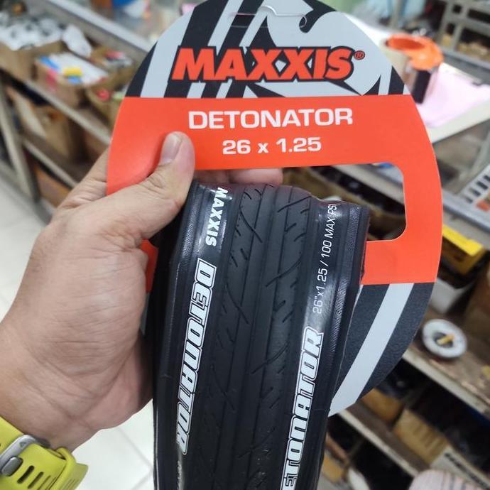 Maxxis 26 x 125 DETONATOR Kevlar - Ban Luar 26 x 125 Maxxis Detonator Kevlar Harga Satuan Keflar