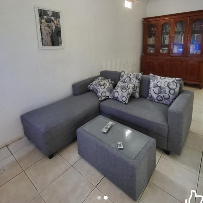 sofa L santai selonjoran minimalis