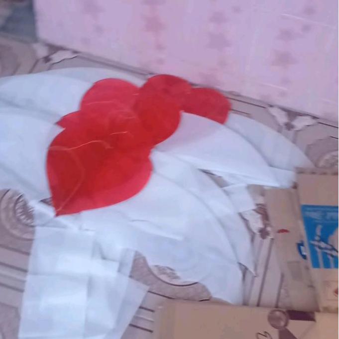 Layangan love love 1 meter