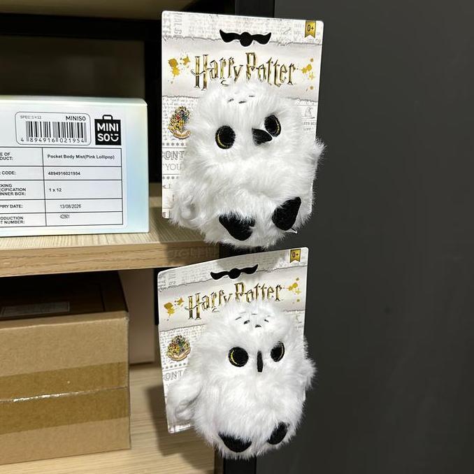 Miniso Harry Potter Fridge Magnet Hedwig Plush Owl The Book of Monsters Boneka Mini Pasti Bisa Nempe