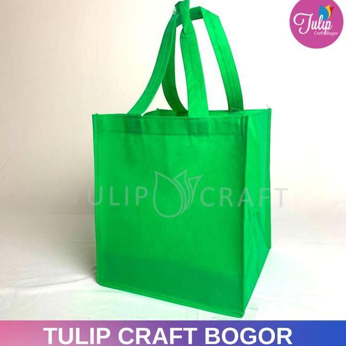 Tas Spunbond 26x26x28cm Kotak Nasi box Biru Navy Goodiebag