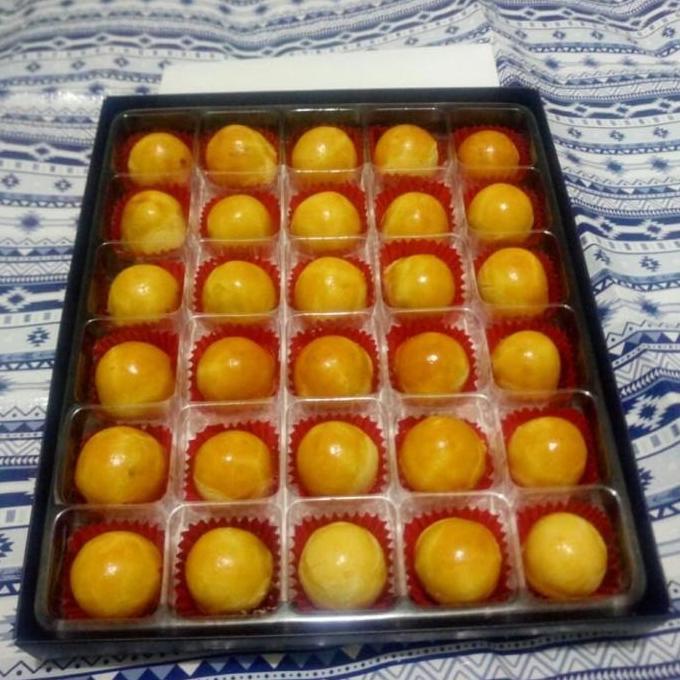 DUA NASTAR TRAY MIKA