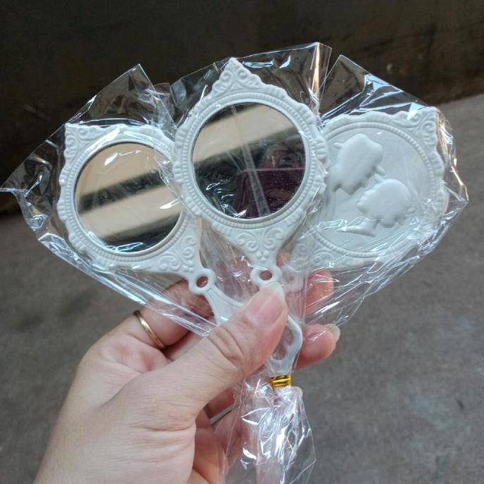 100  Pcs Souvenir  Pernikahan Kaca Cermin Gagang Putih Bulat Cantik Kemas Plastik Free Kartu ucapan 