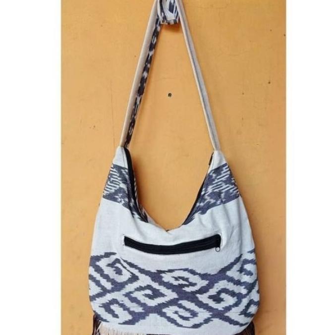 Tas Tenun Etnik Selempang Toraja Putih Bunga-Bunga