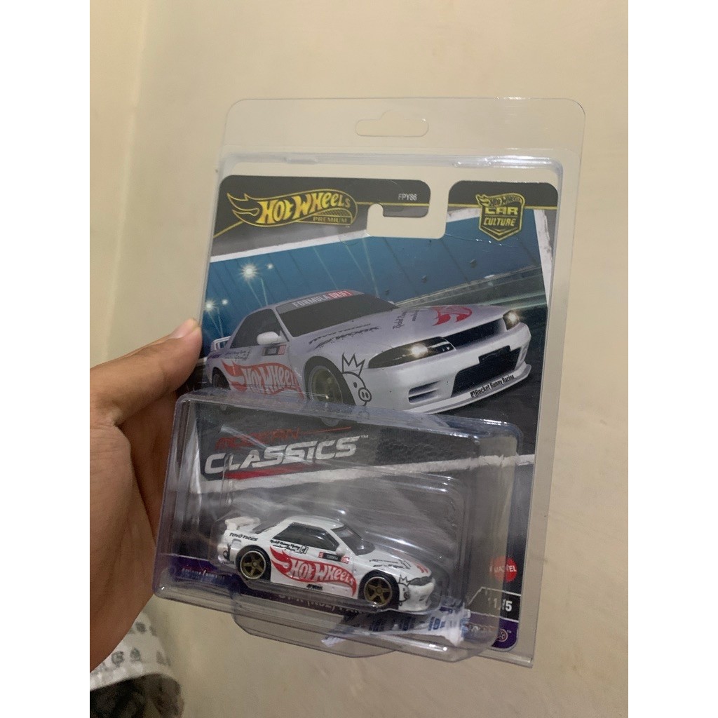 hw premium gtr r32 pandem