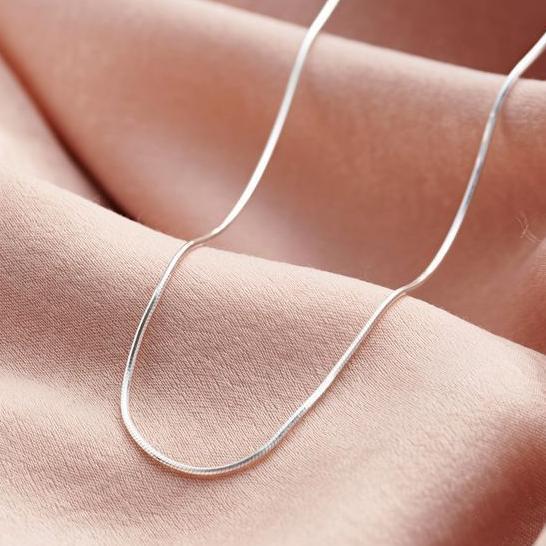 Recommended Kalung Titanium Pria Wanita Liontin Salib Anti Karat Simple / Kalung Salib Titanium Anti
