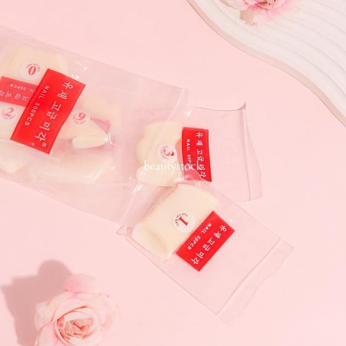 Neiru- Kuku Palsu Bening Putih Almond Stiletto 500Pcs