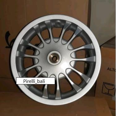 Velg Belakang Sprint 3V Ring 12 Ori Pelek Blakang Vespa