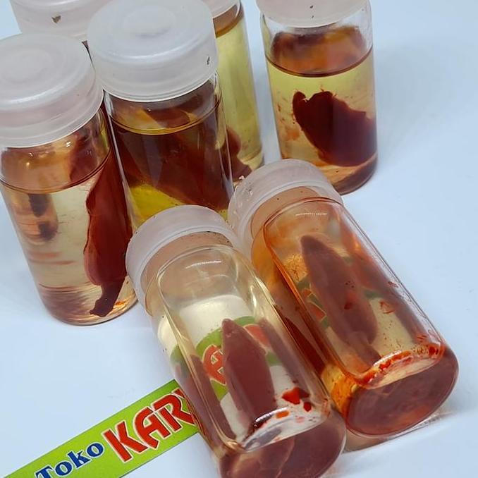 Minyak kantil merah