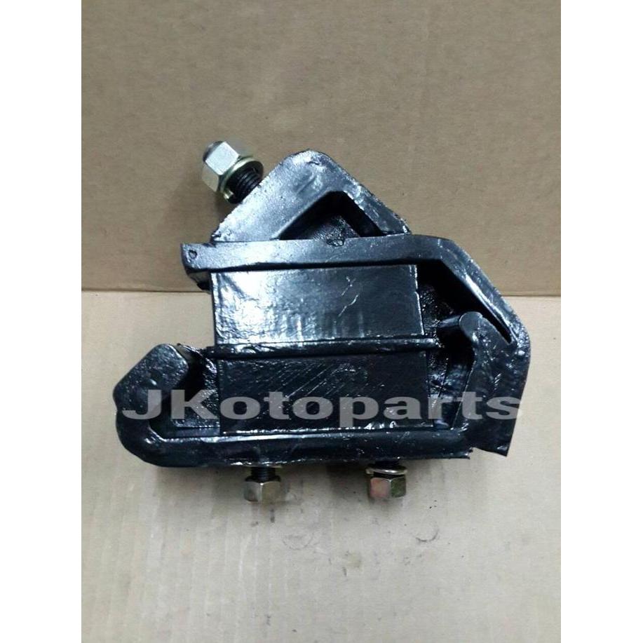 Engine Mounting Fuso 8Dc