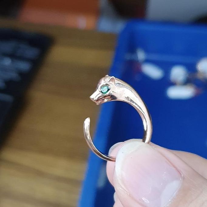 cincin rubah mata hijau emas rosegold