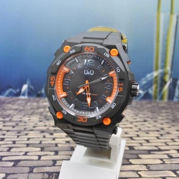 Q&Q QQ Analog Jam Tangan Pria Cokelat GW79J012Y Original