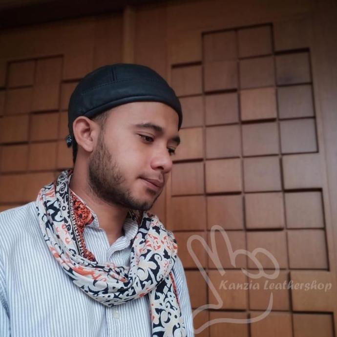 New Kanzia Leathershop Peci Kulit Topi kulit Model Peci Muslim Kain Nyaman