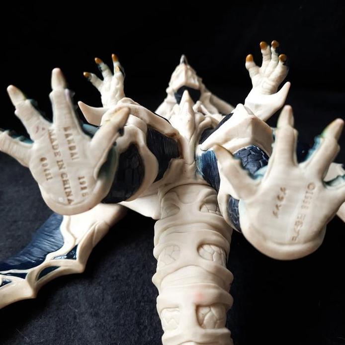 Ultra Monster Series 13 Cm Geranda by Bandai 1998