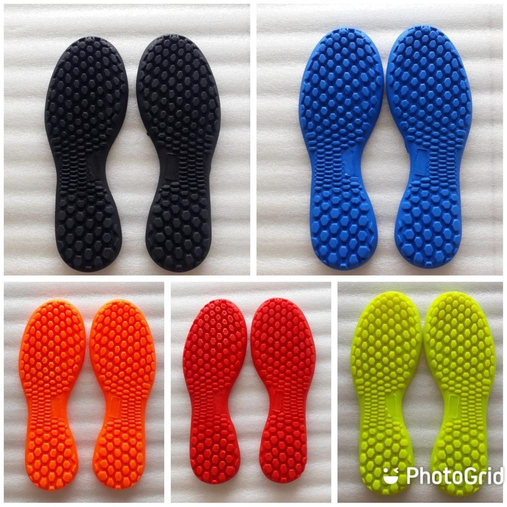 BIOTECHBOX SOL SEPATU FUTSAL POLOS BAHAN KARET UKURAN 39-43 TERLARIS